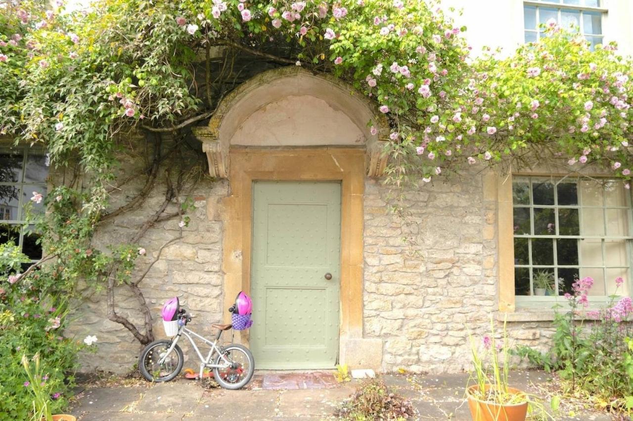 Lovely Property In The Heart Of Somerset, Sleeps 9 Shepton Mallet Esterno foto