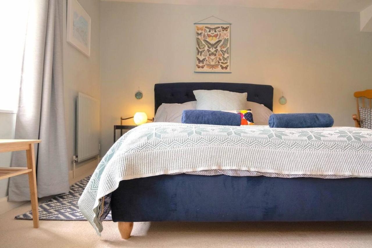 Lovely Property In The Heart Of Somerset, Sleeps 9 Shepton Mallet Esterno foto