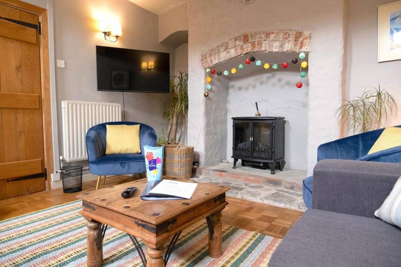 Lovely Property In The Heart Of Somerset, Sleeps 9 Shepton Mallet Esterno foto