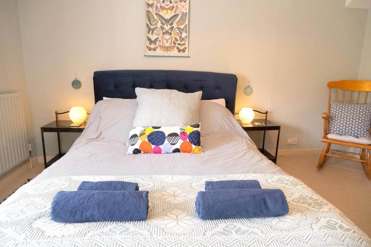 Lovely Property In The Heart Of Somerset, Sleeps 9 Shepton Mallet Esterno foto